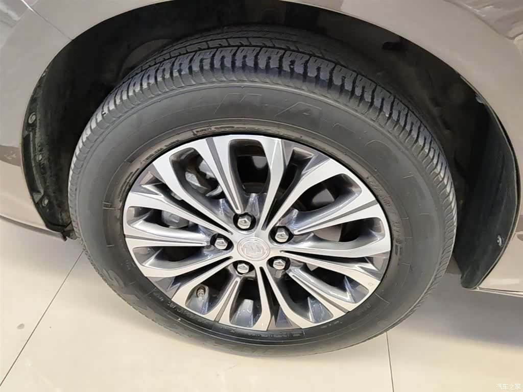 Buick GL8, 2022 23