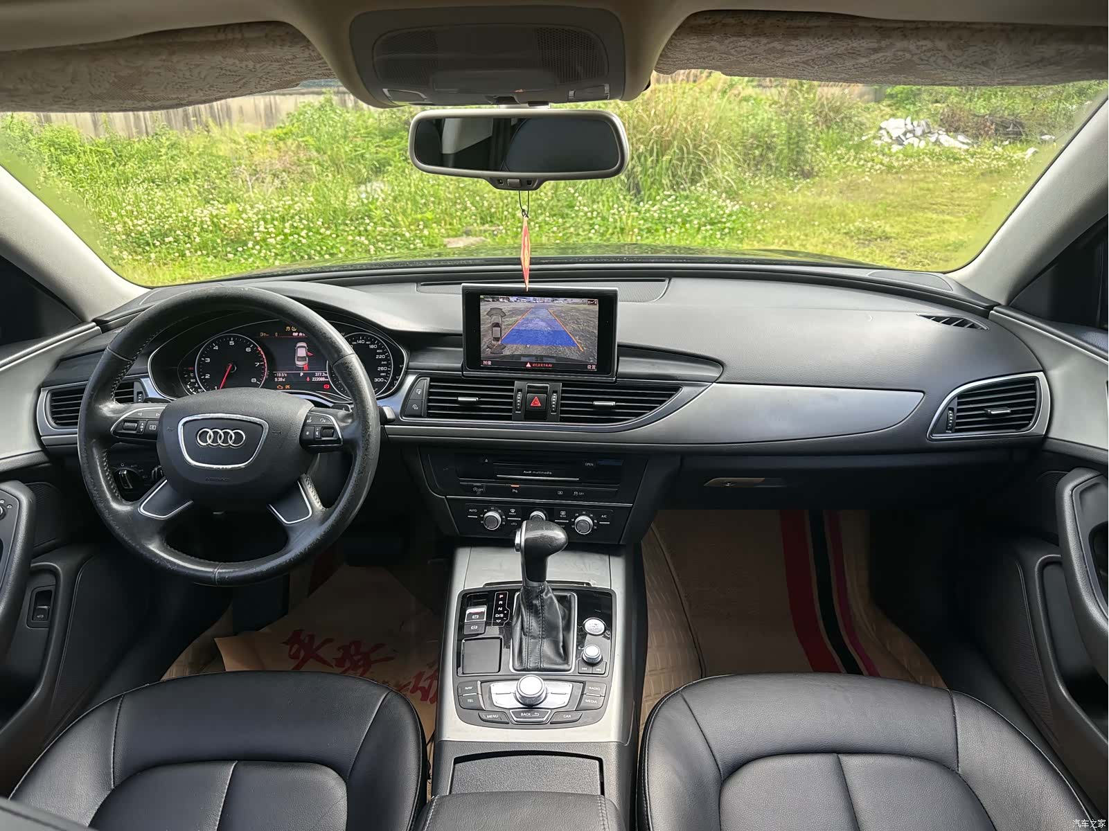 Audi A6L, 2014 10