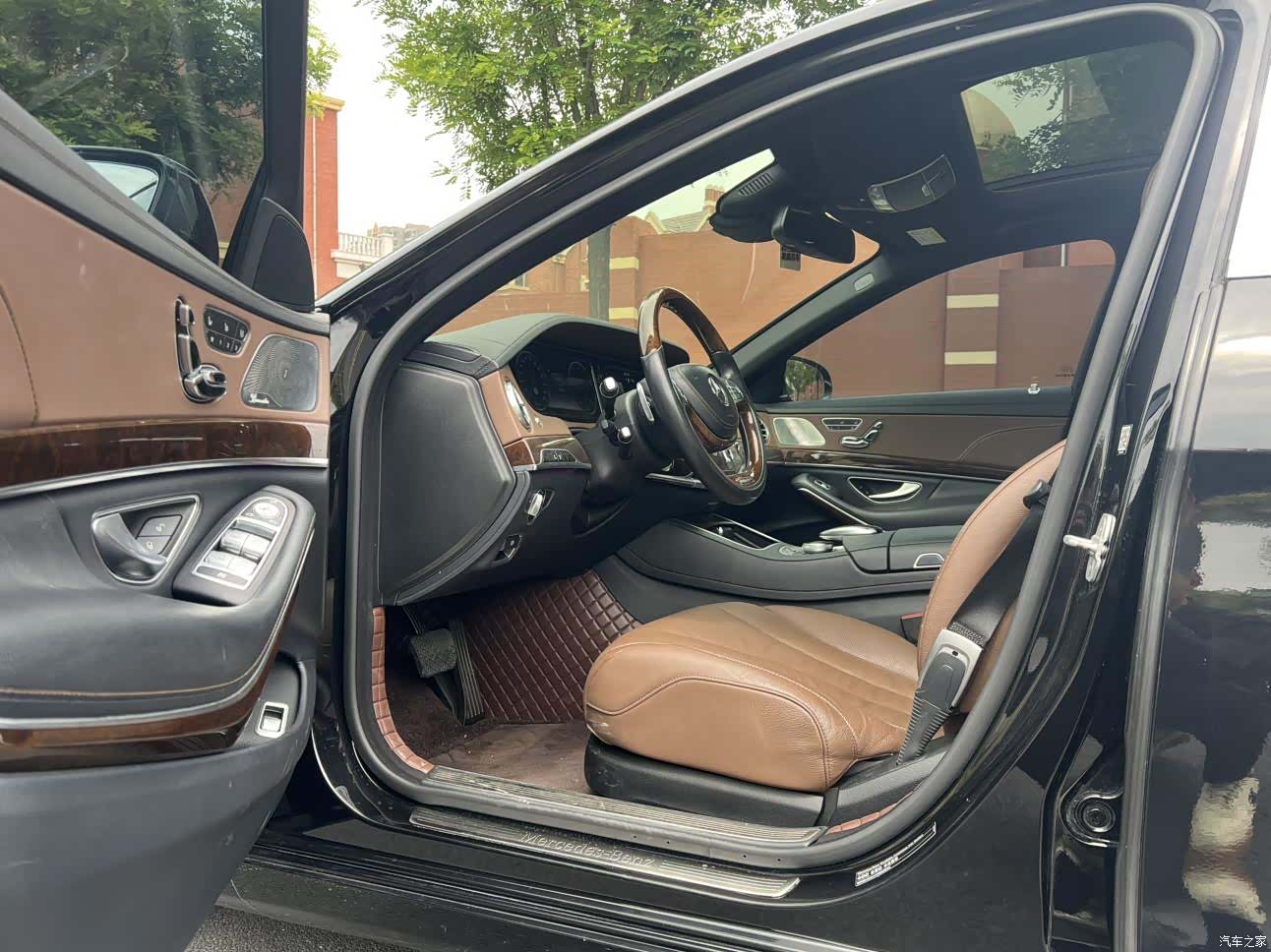 Maybach S-Class, 2015 3
