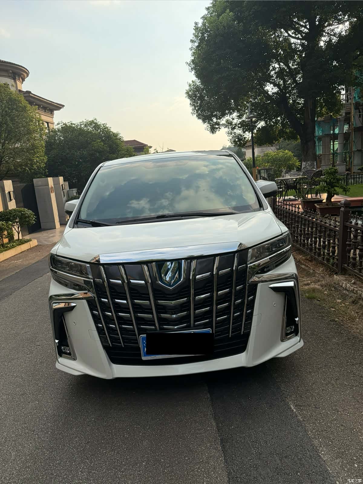 Toyota Alphard, 2017 2