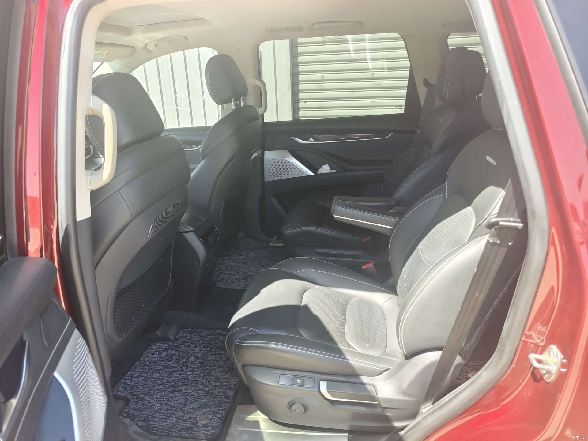 Maxus D90, 2018 6