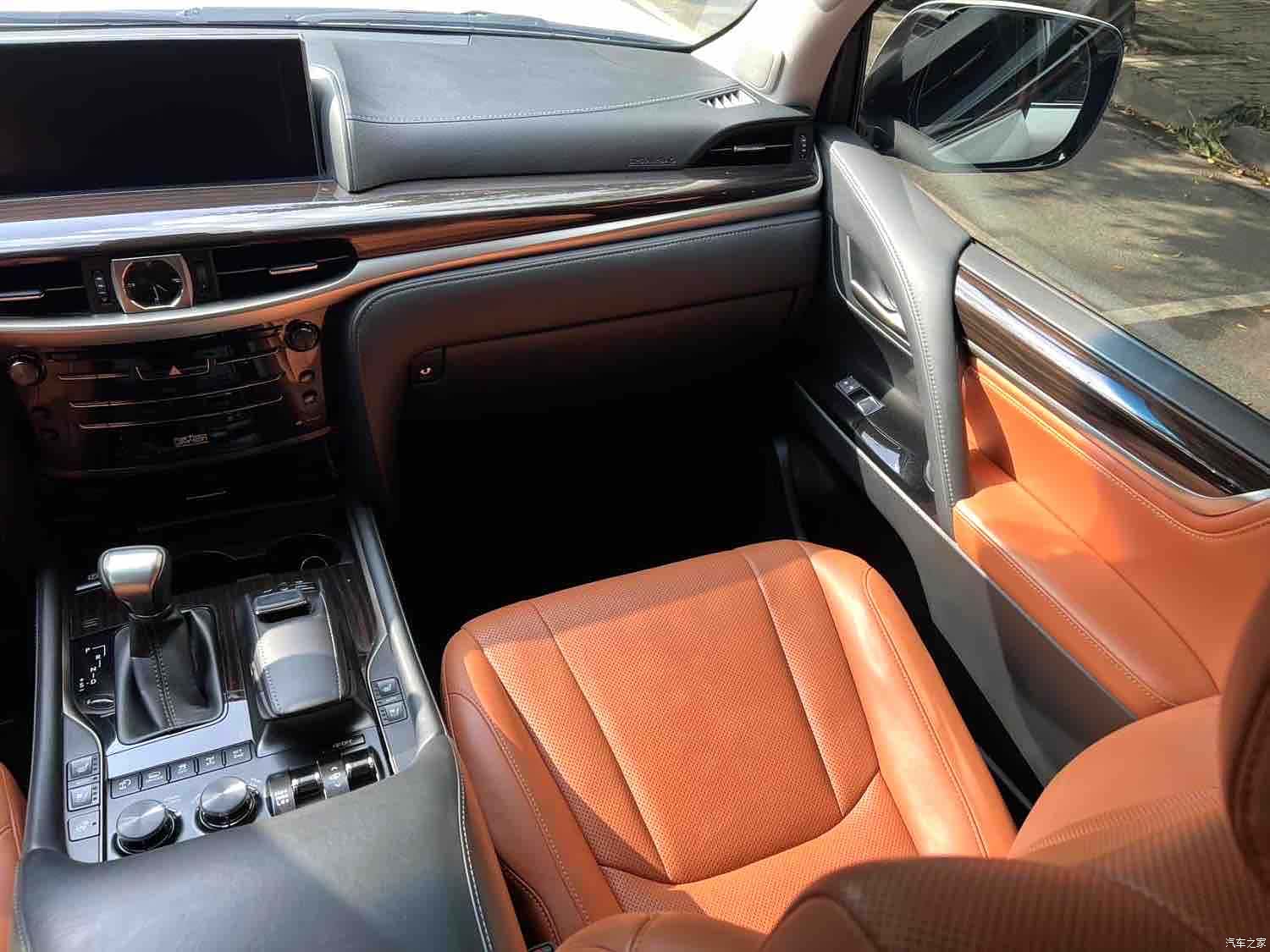 Lexus LX, 2019 13