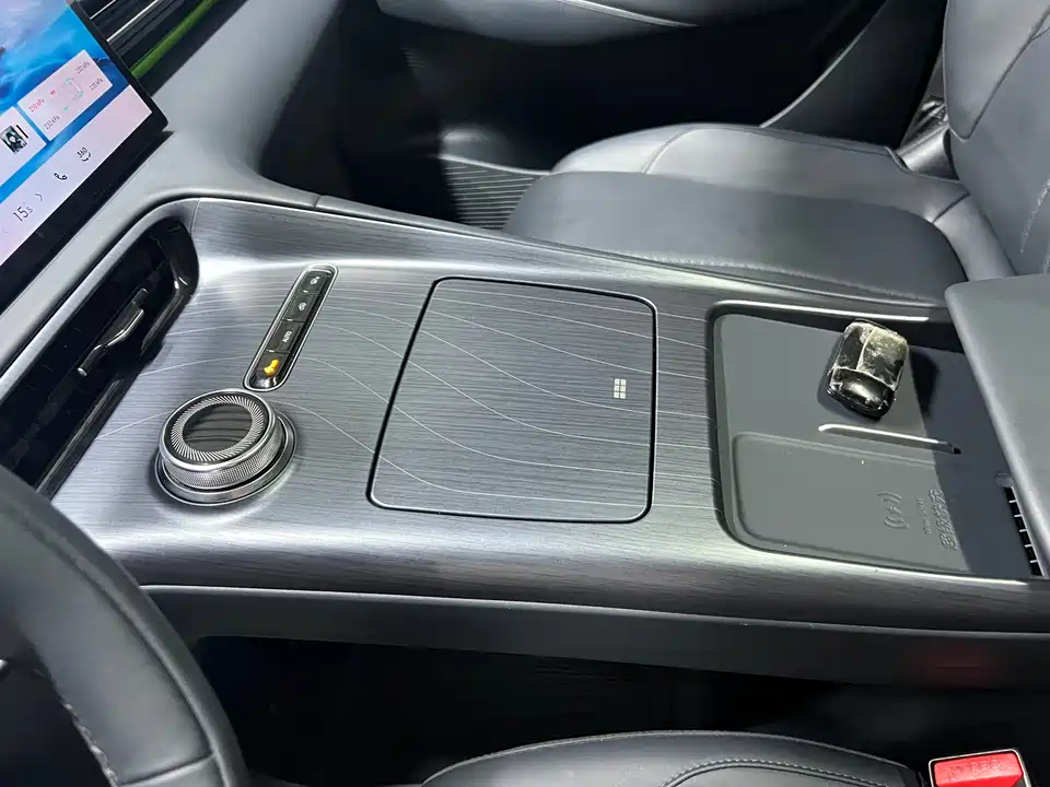 Geely Galaxy Galaxy E5