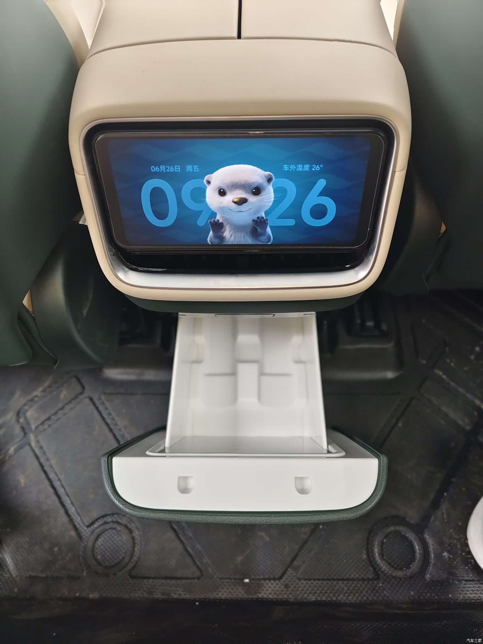 Xiaomi YU7, 2026 11