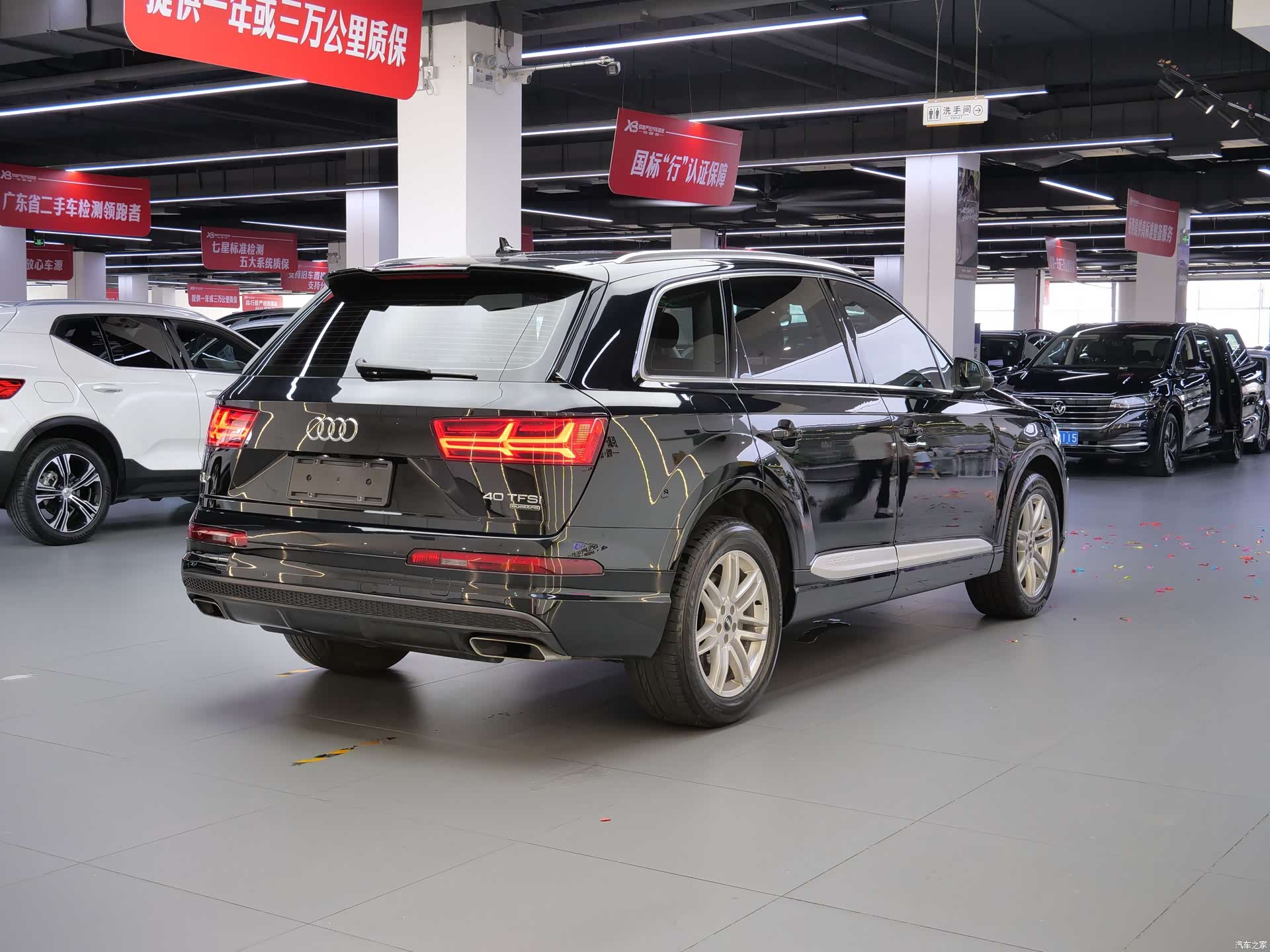 Audi Q7, 2018 все фото