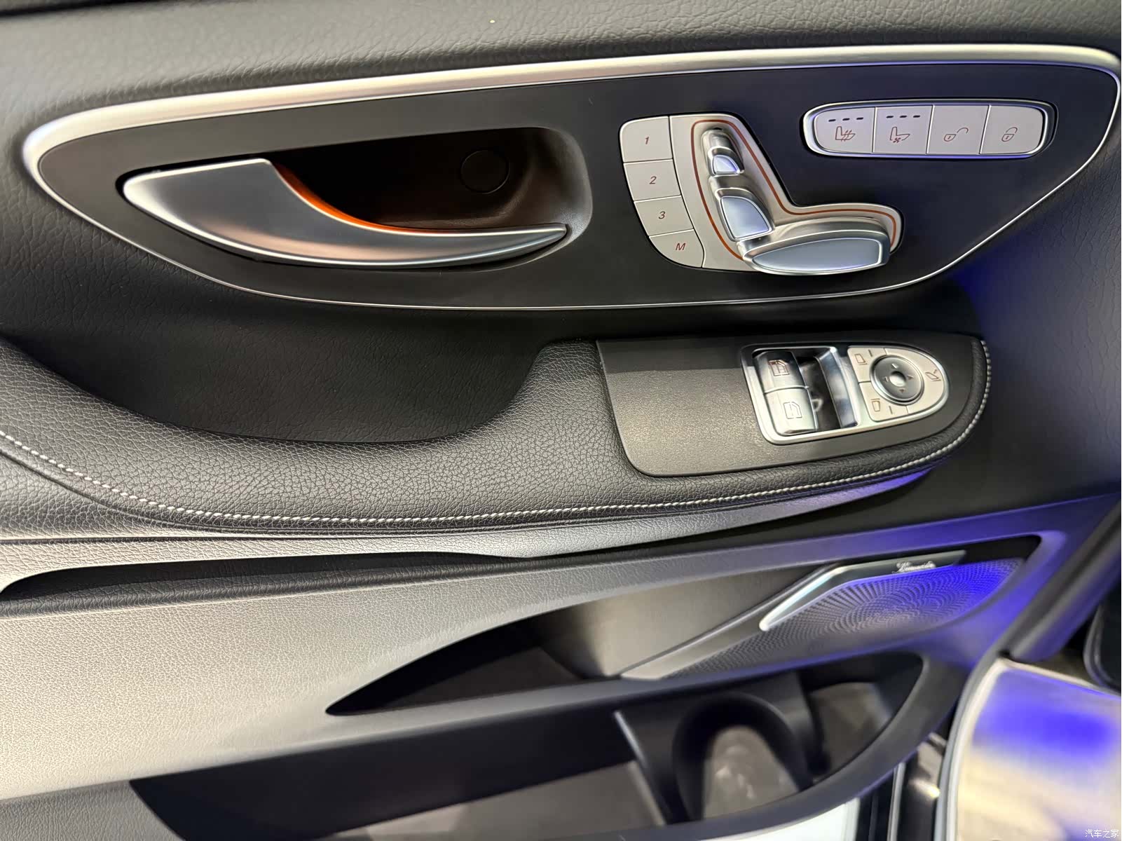 Mercedes-Benz V-Class, 2021 9