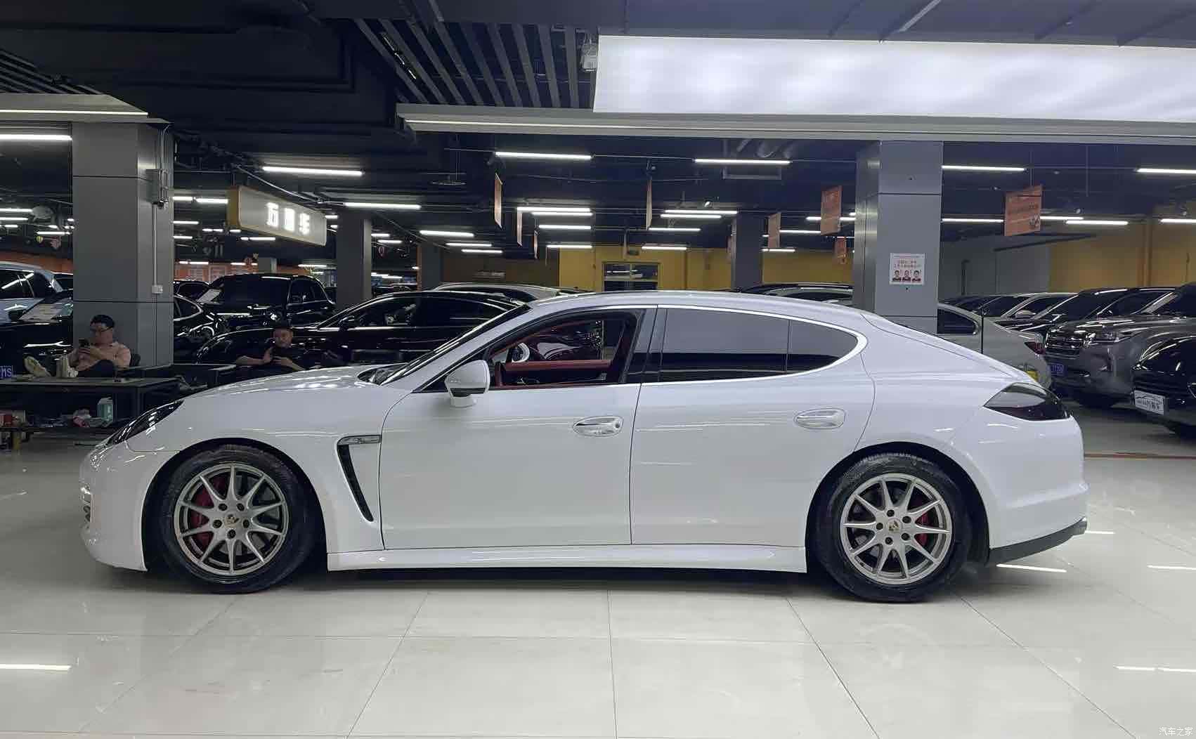 Porsche Panamera, 2013 3