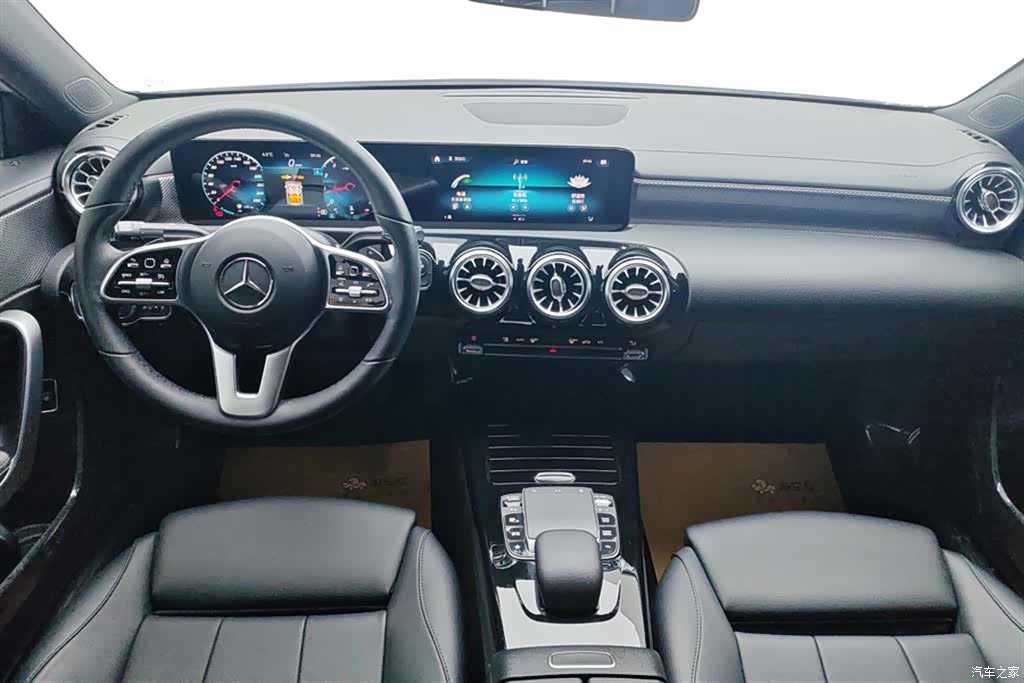 Mercedes-Benz A-Class, 2021 12
