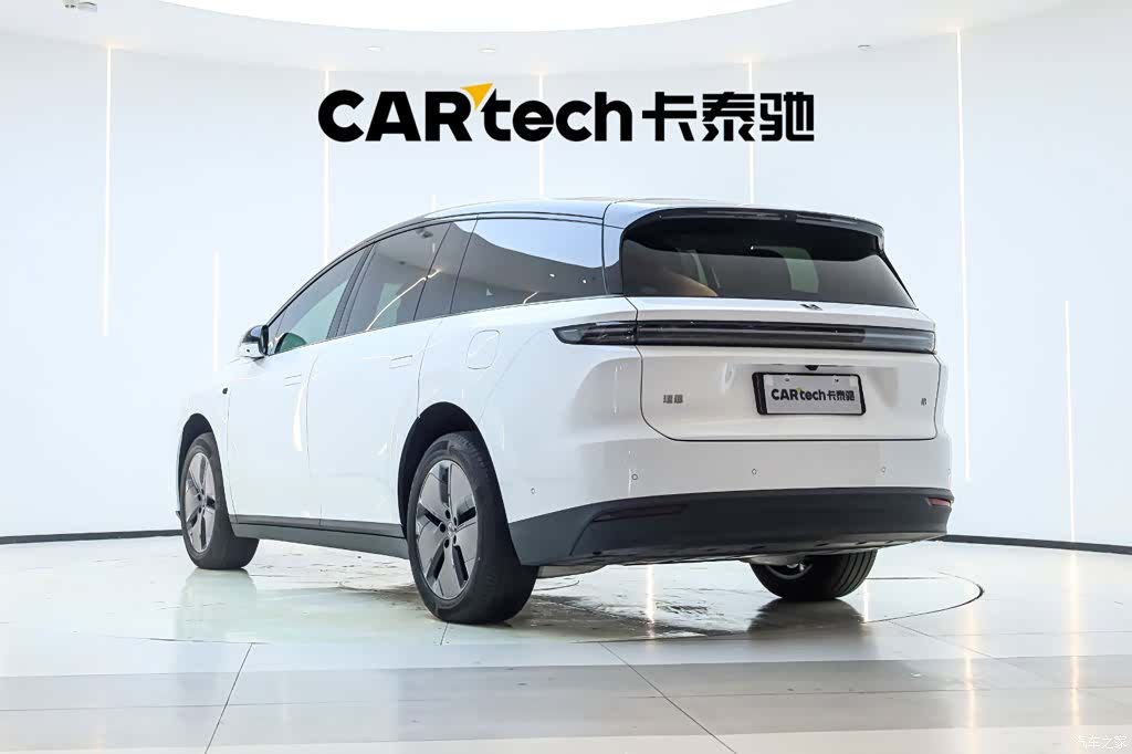 Li Auto i8, 2026 9