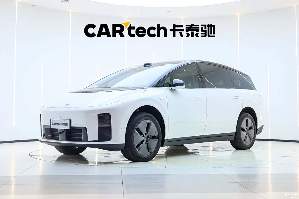 Li Auto i8, 2026 7