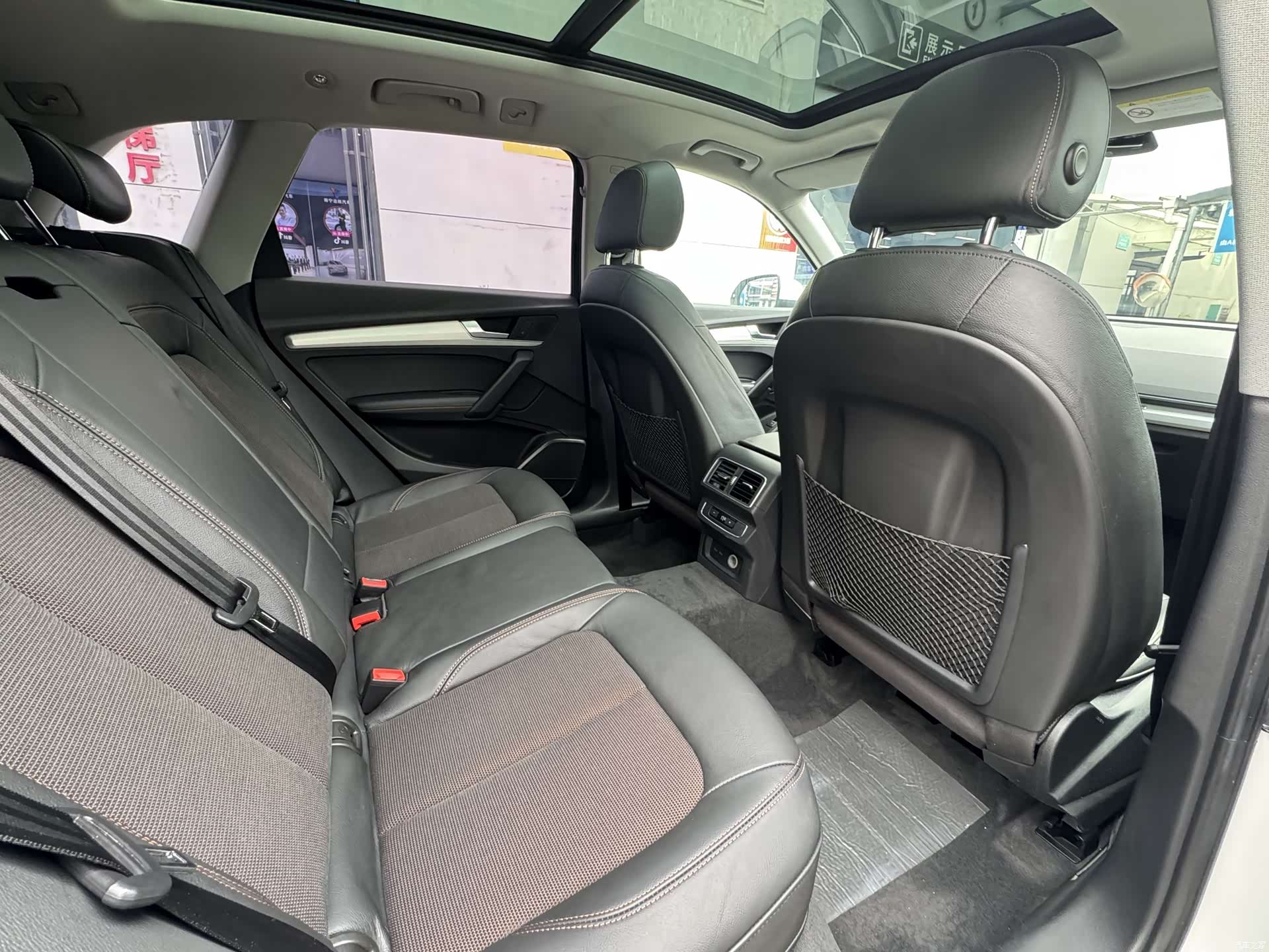 Audi Q5L, 2018 9