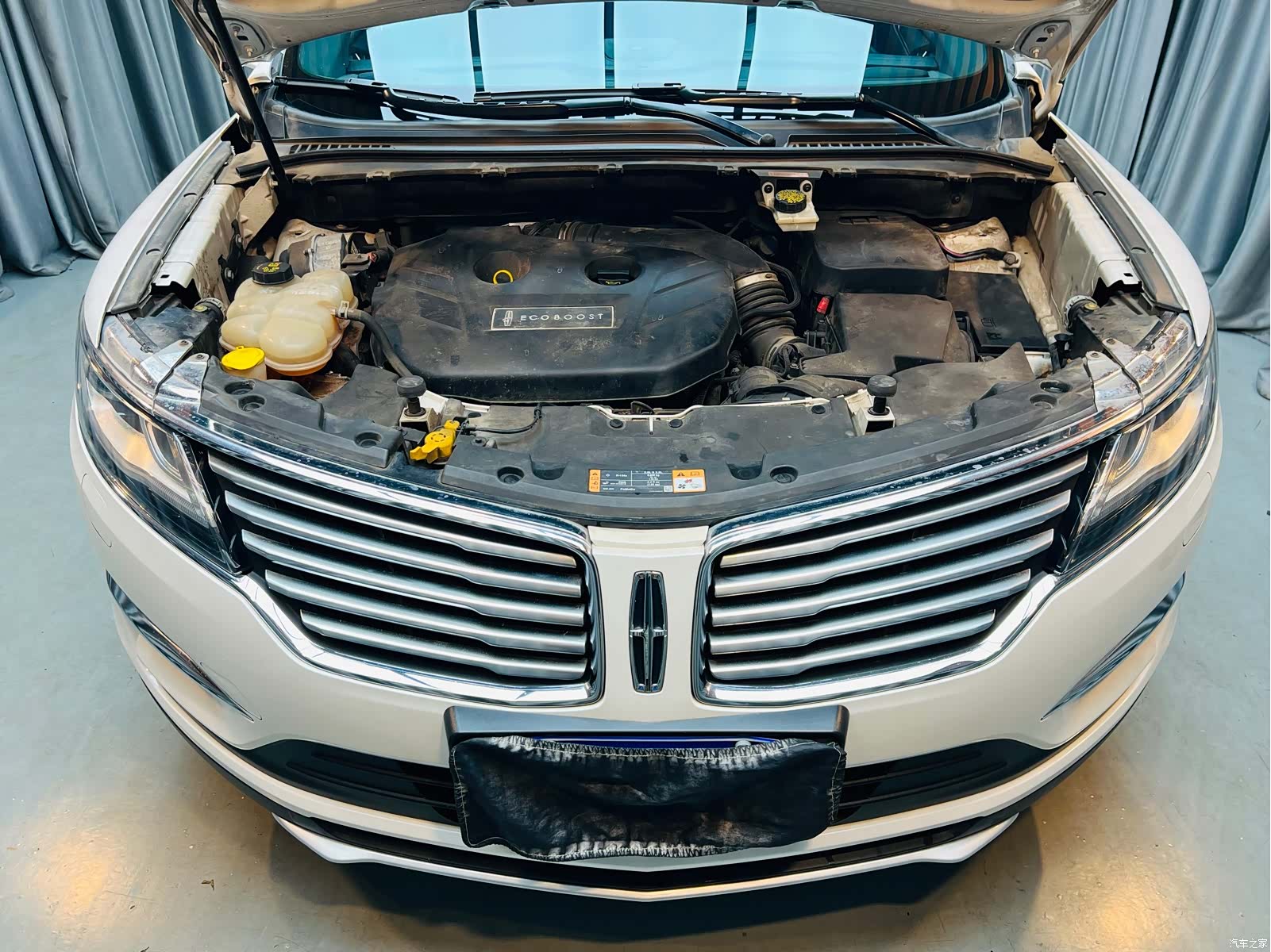 Lincoln MKC, 2015 19