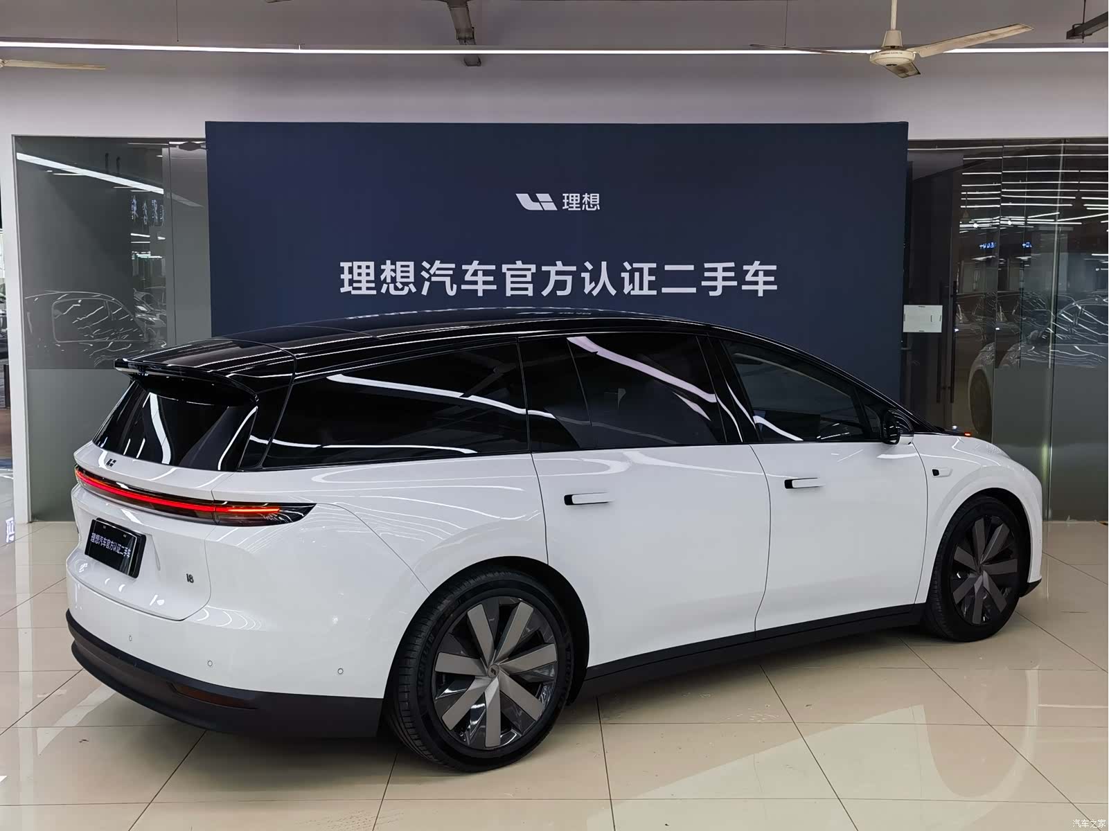 Li Auto i8, 2025 18
