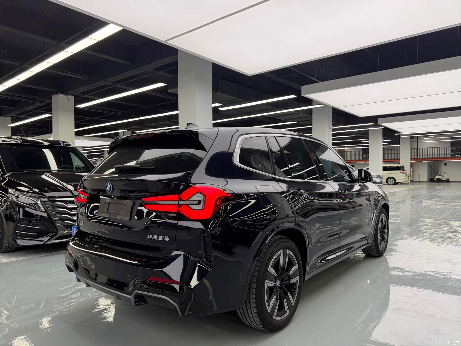 BMW iX3, 2023 12