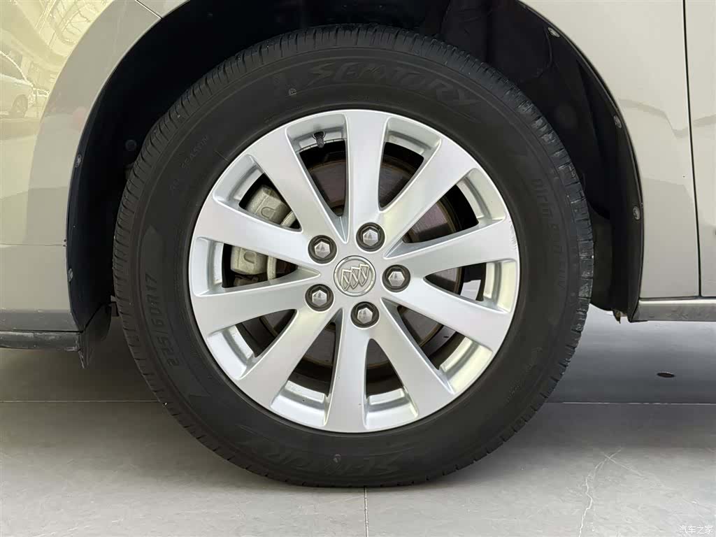Buick GL8, 2020 11