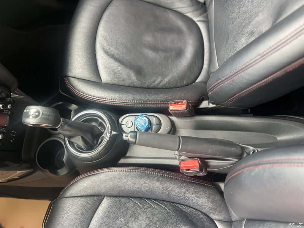 Mini Cooper, 2015 17