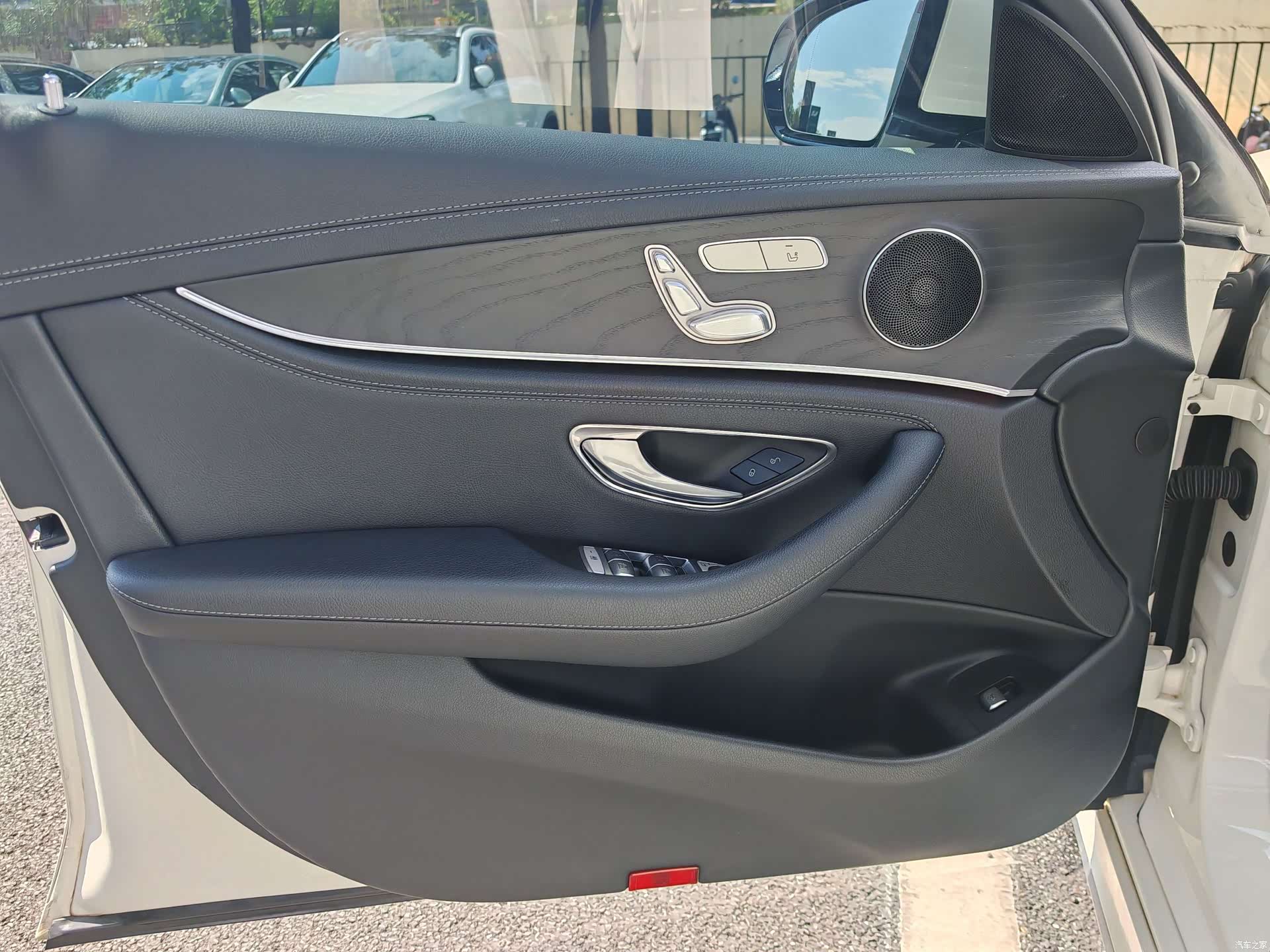 Mercedes-Benz E-Class, 2020 11