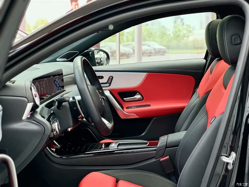 Mercedes-Benz A-Class, 2025 все фото