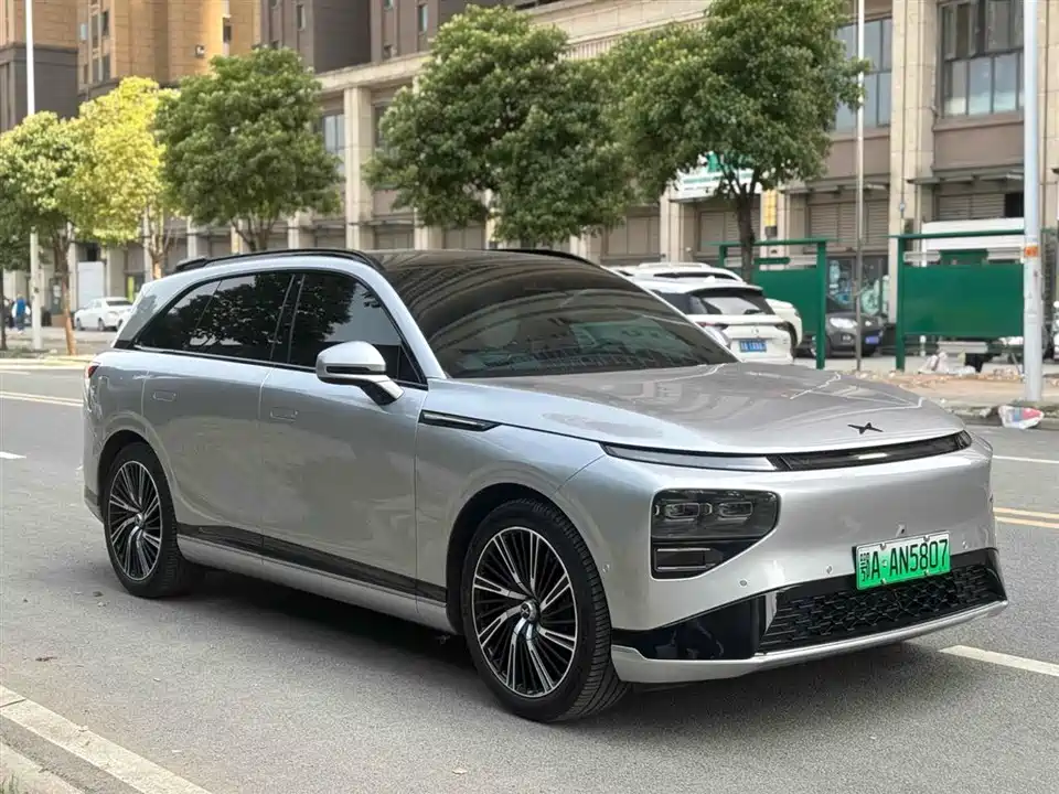 XPENG G9
