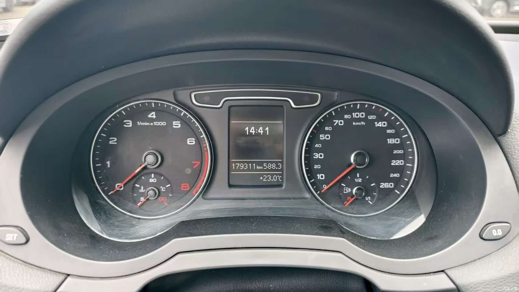 Audi Q3, 2014 4