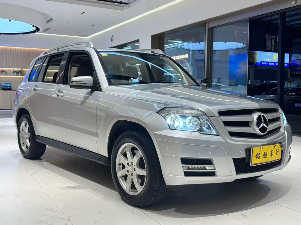 Mercedes-Benz GLK grade