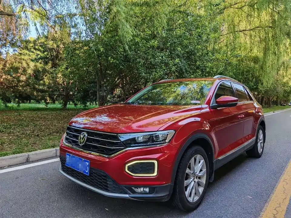 Volkswagen T-ROC exploring Songs