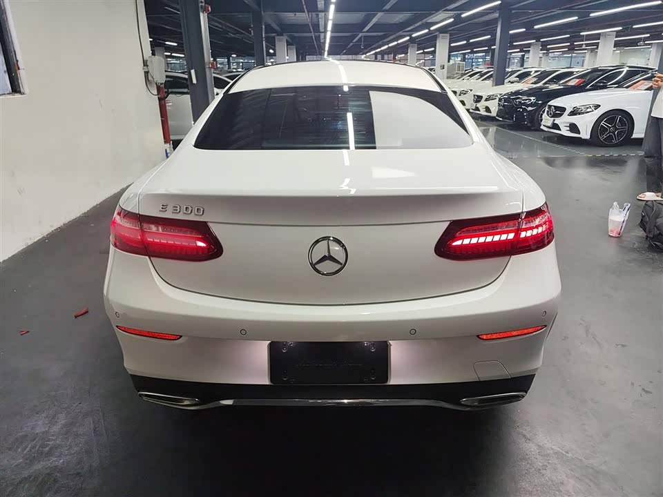 Mercedes-Benz E-class Mercedes-Benz E-class