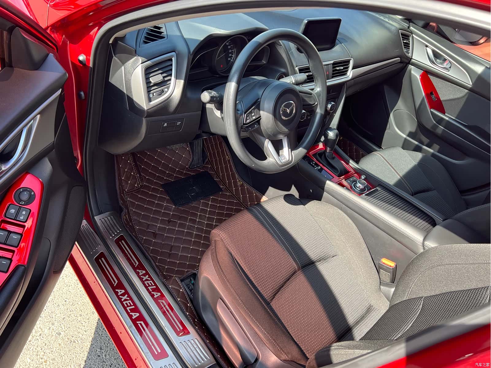 Mazda Mazda3, 2017 4