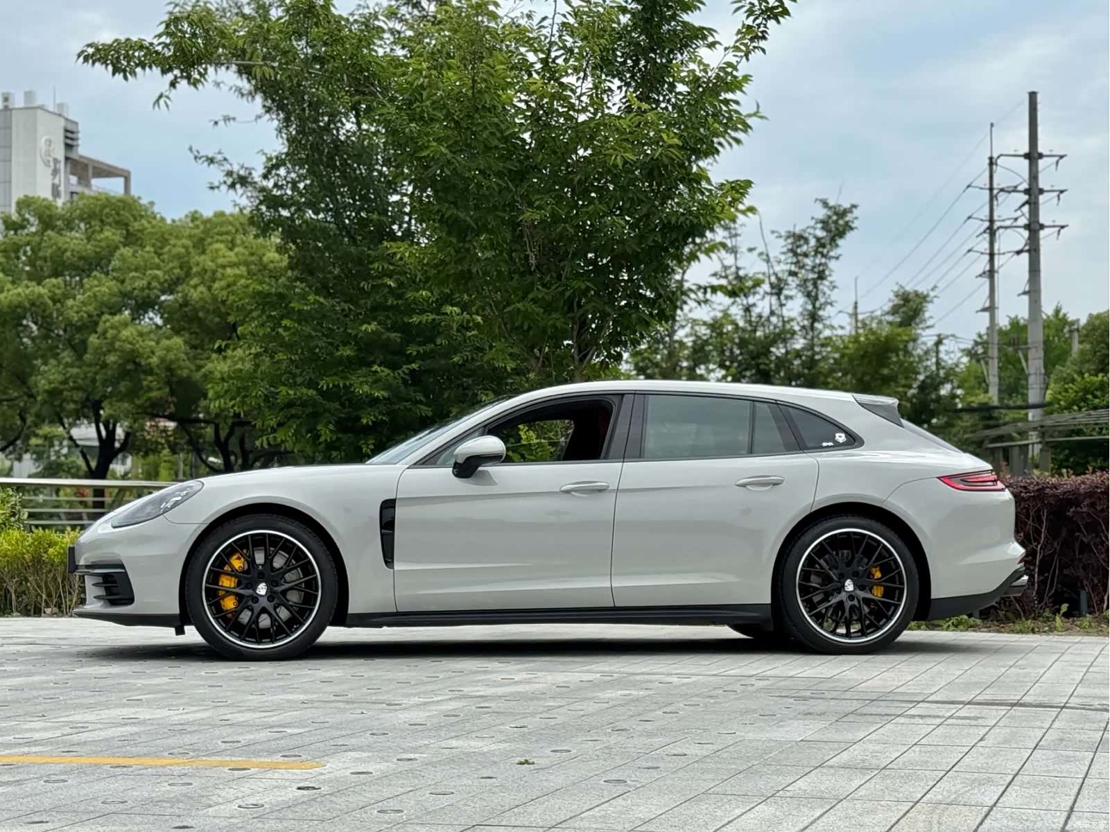 Porsche Panamera, 2018 2