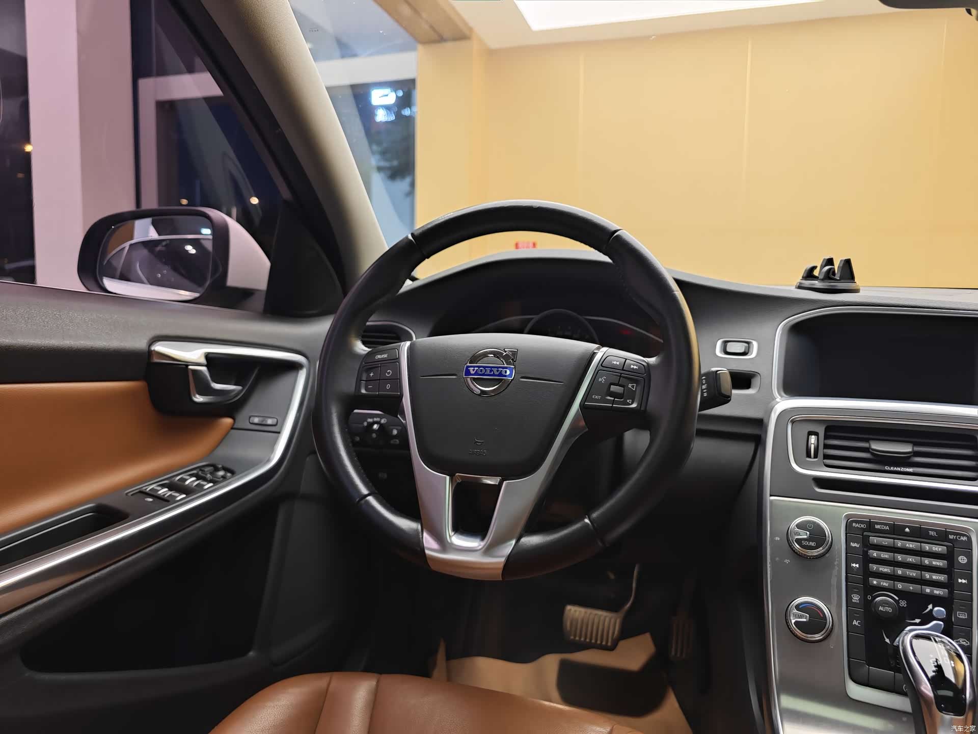 Volvo S60, 2018 14