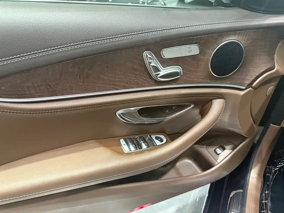 Mercedes-Benz E-class Mercedes-Benz E-class