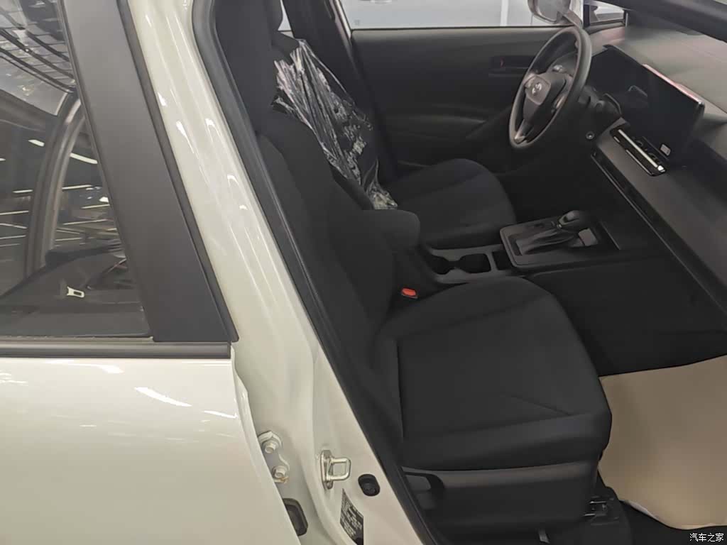 Toyota Corolla, 2026 25