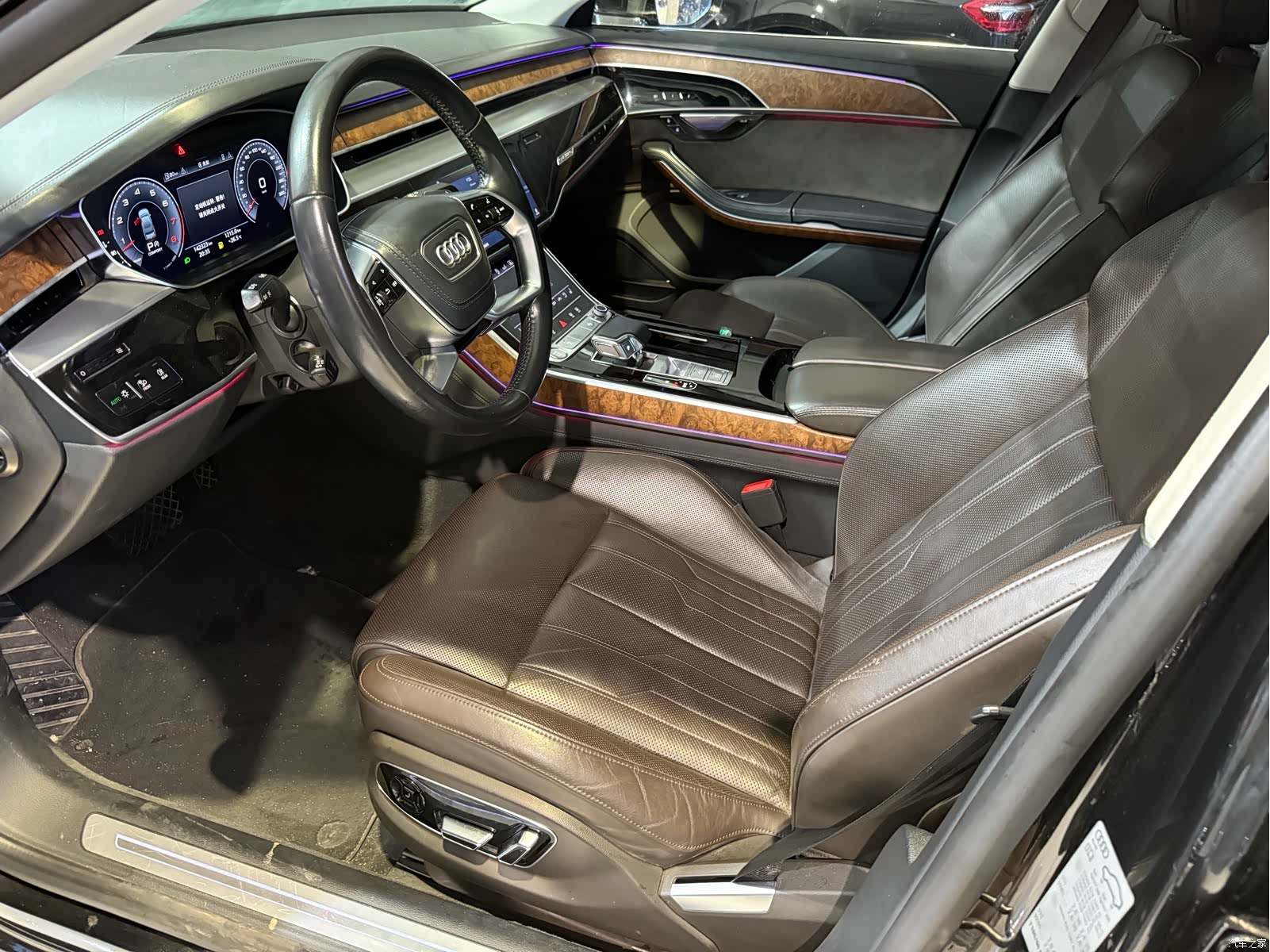 Audi A8L, 2020 10