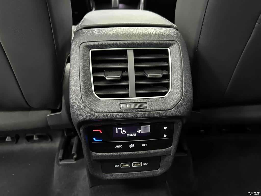 Volkswagen Tayron, 2023 15