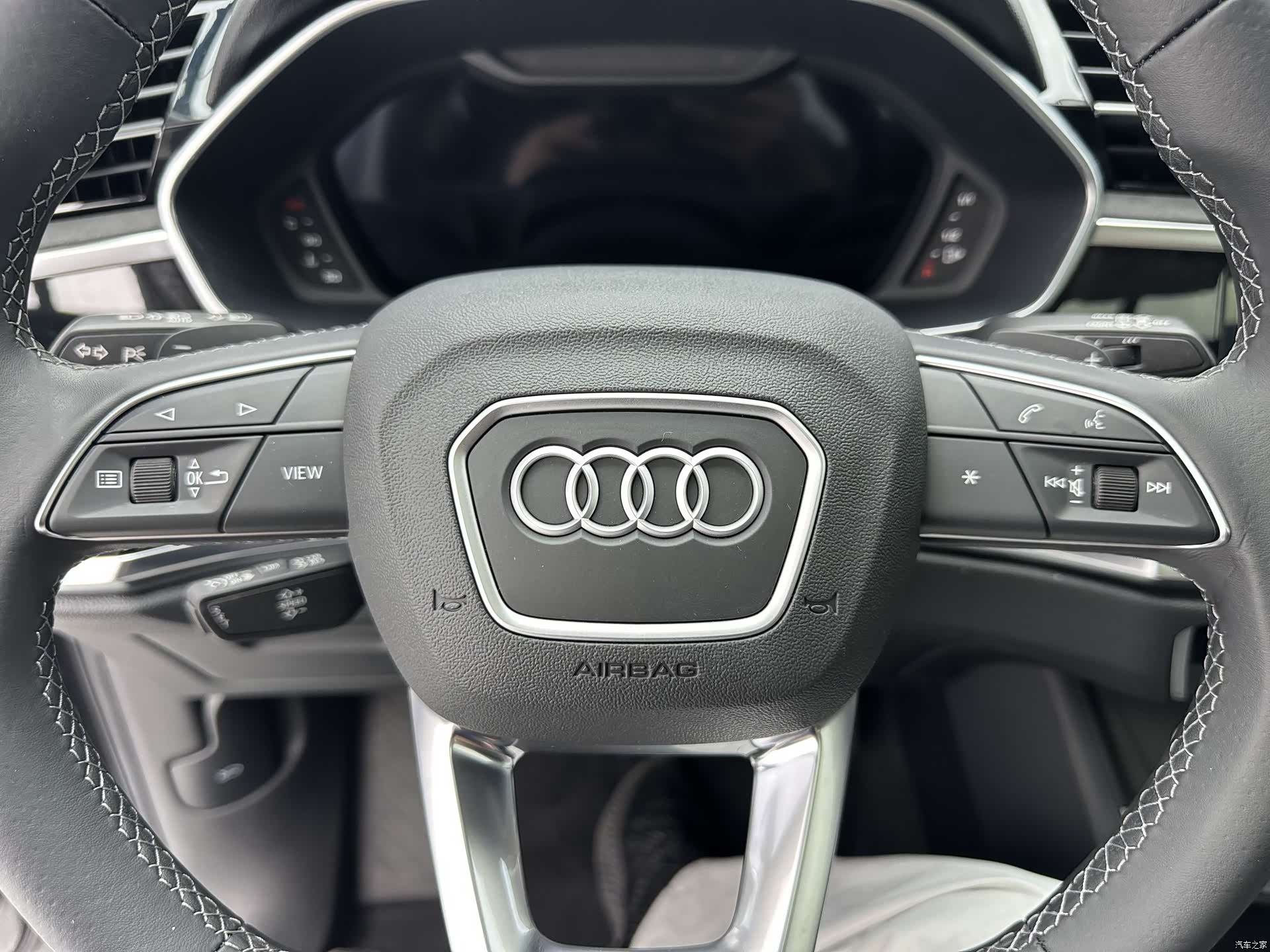 Audi Q3, 2022 14