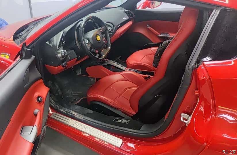 Ferrari 488, 2018 все фото