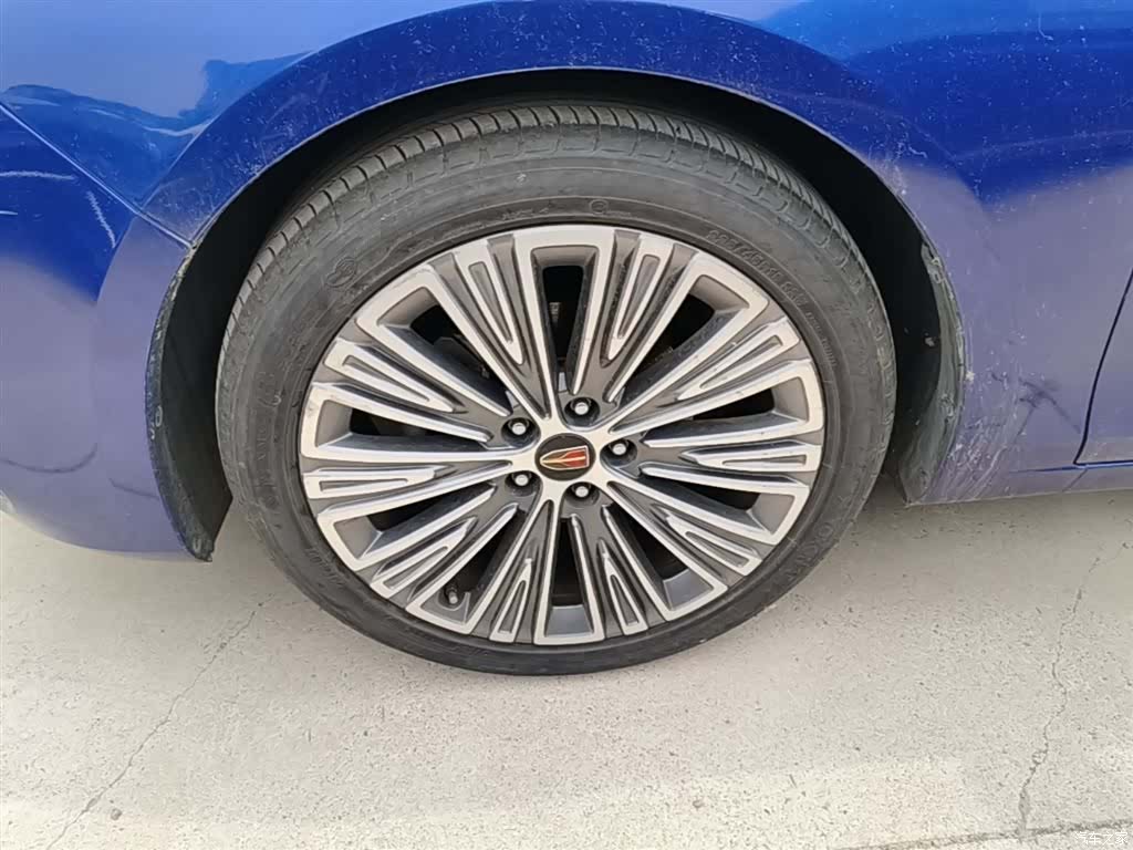 Hongqi H5, 2023 23