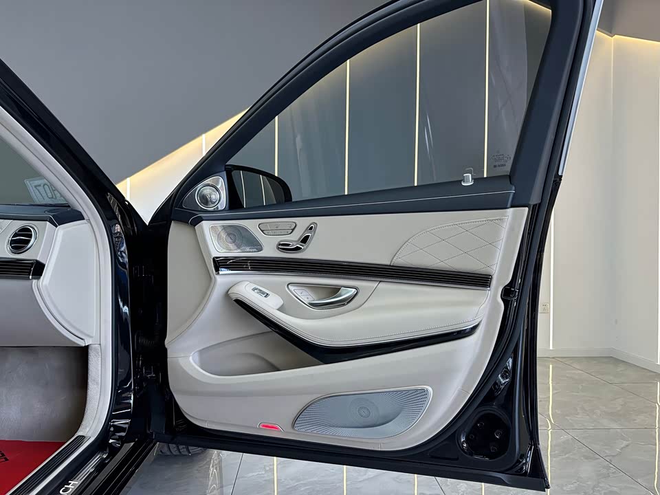 Mercedes-Benz Maybach S-class