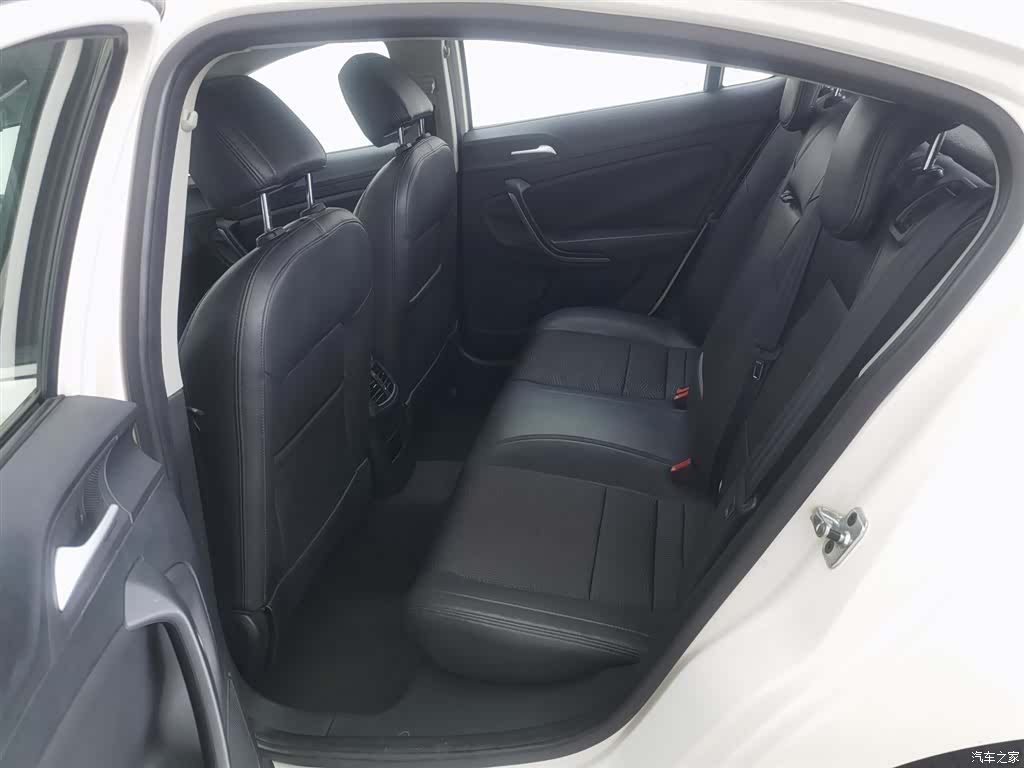 MG MG6, 2015 15