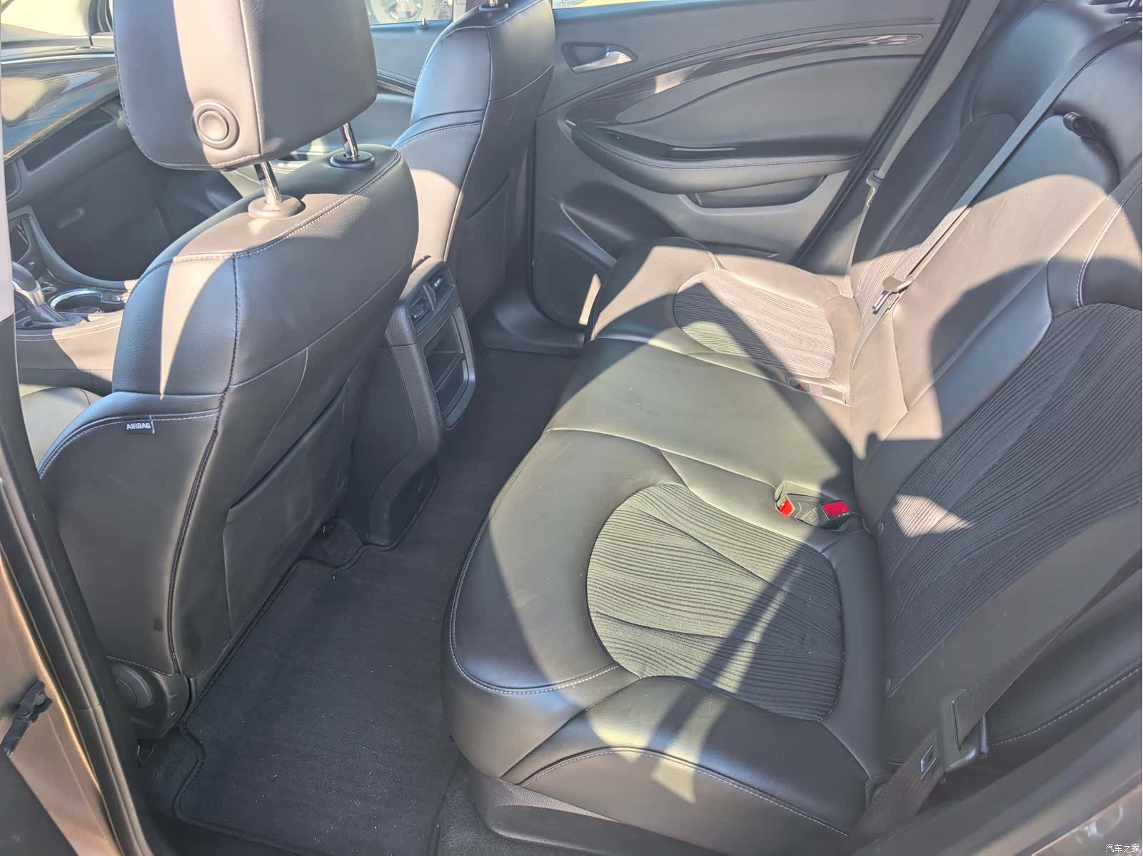 Buick Envision Plus, 2019 9