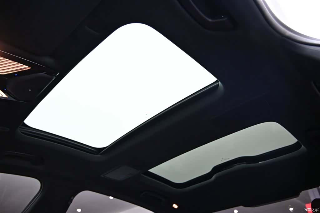 BMW 5 Series, 2024 33