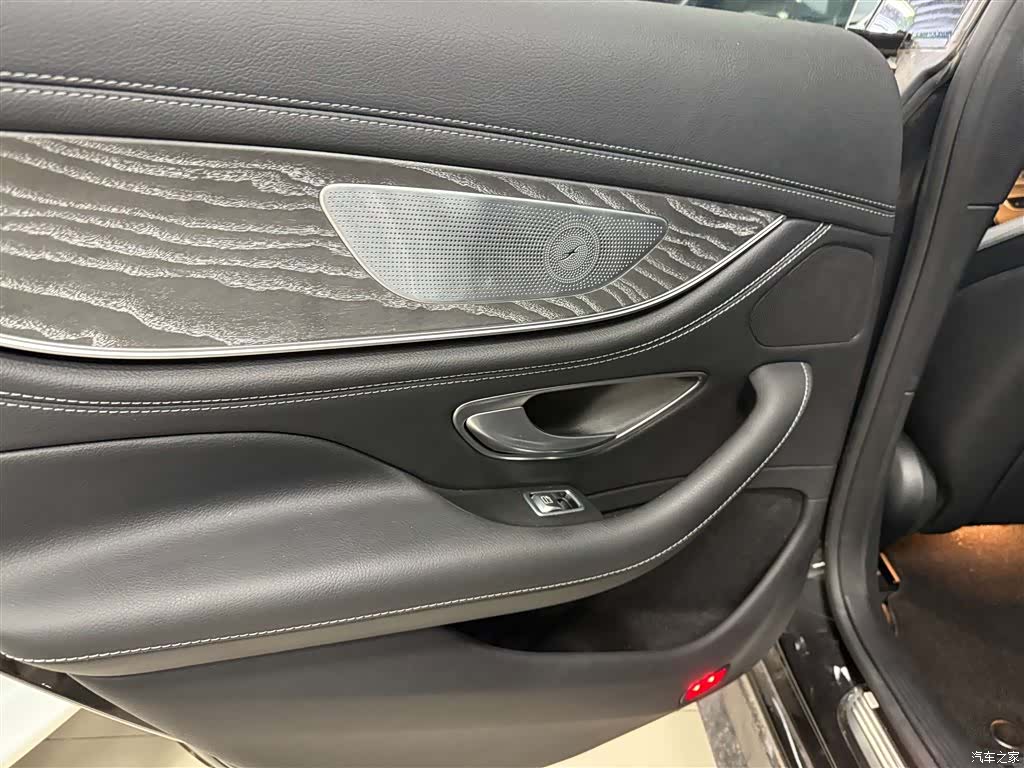 Mercedes-Benz CLS, 2021 4