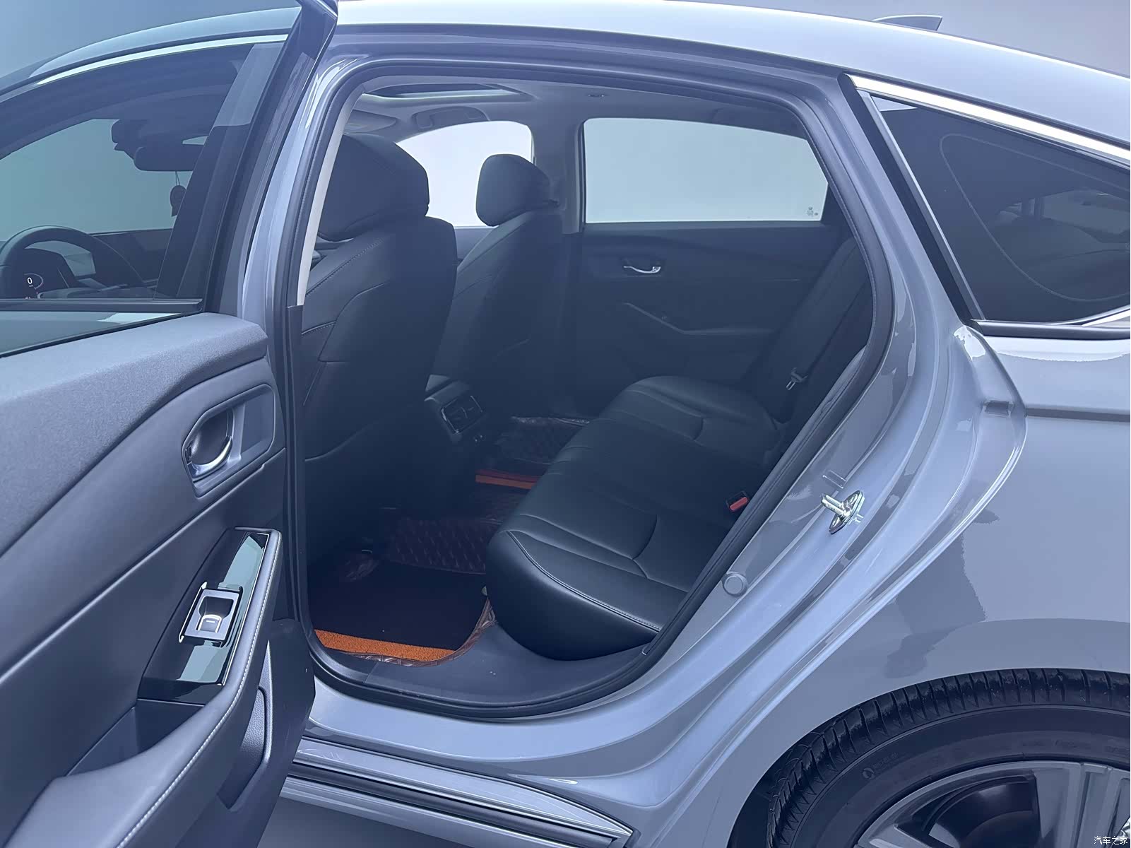 Honda Inspire, 2024 8