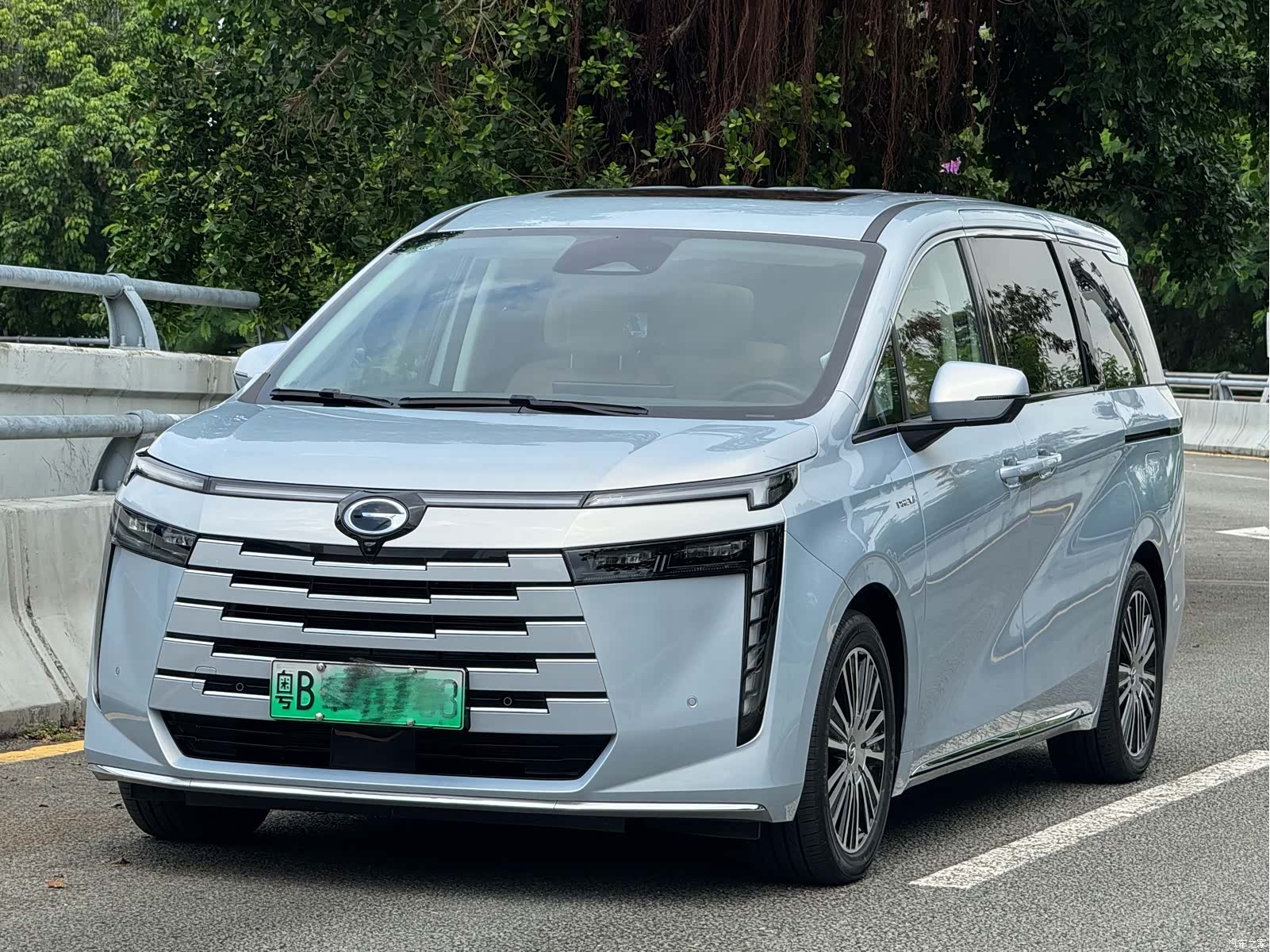 Trumpchi E8, 2024 1