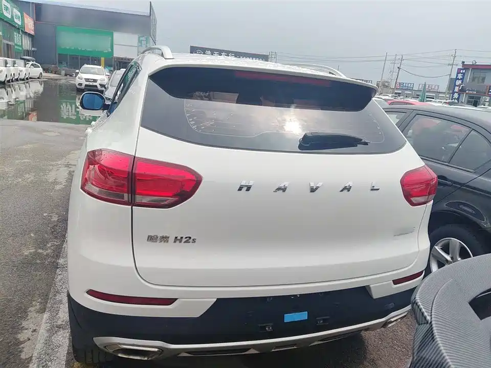 Haval H2s
