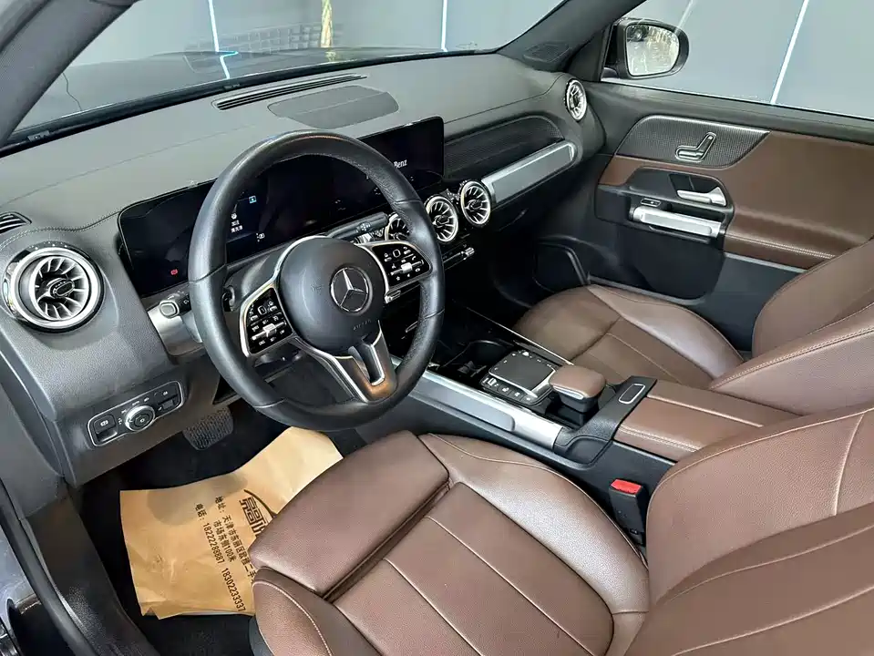 Mercedes-Benz GLB Mercedes-Benz GLB