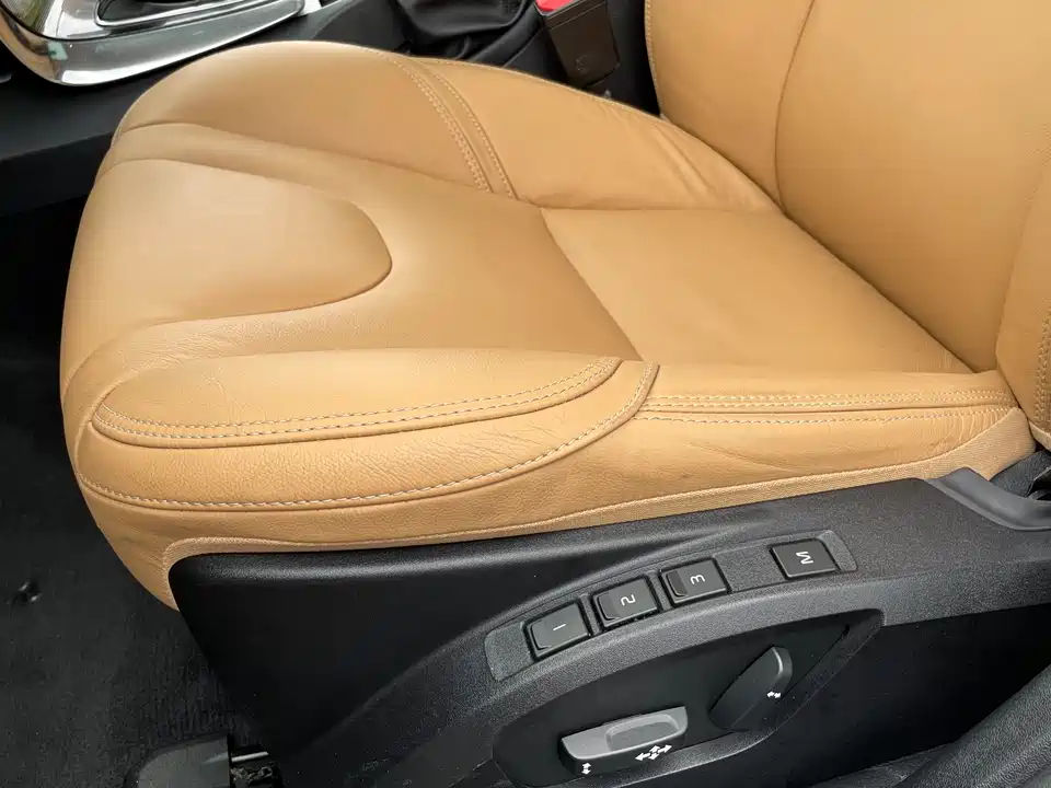 Volvo V40 Volvo V40