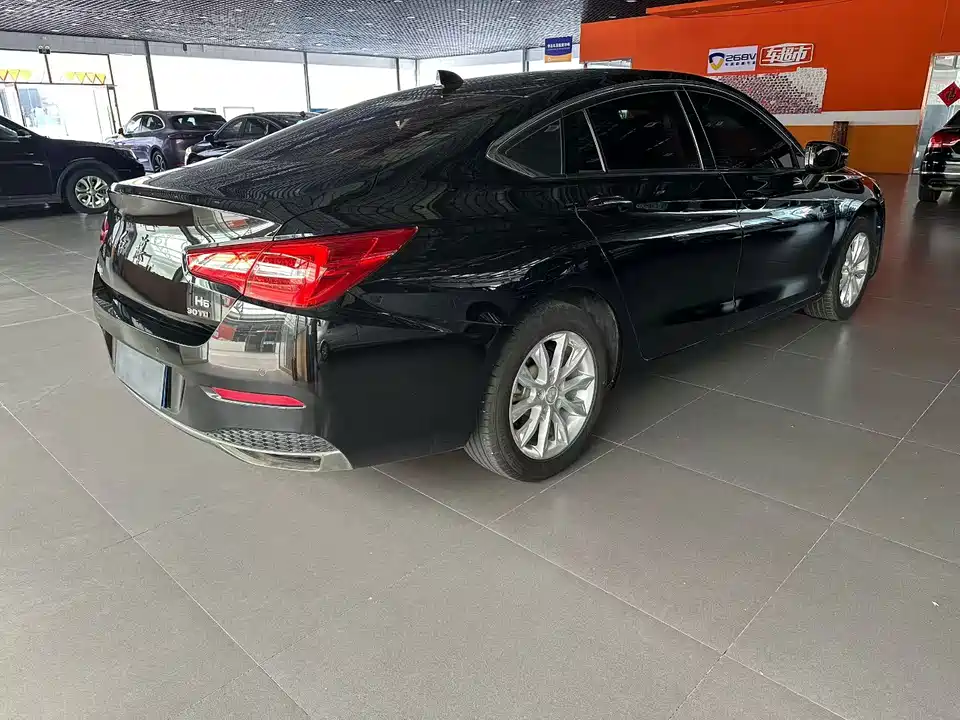 Hongqi H5