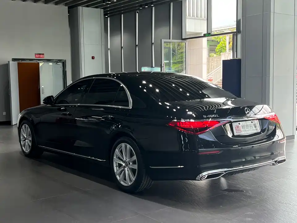 Mercedes-Benz S-class Mercedes-Benz S-class