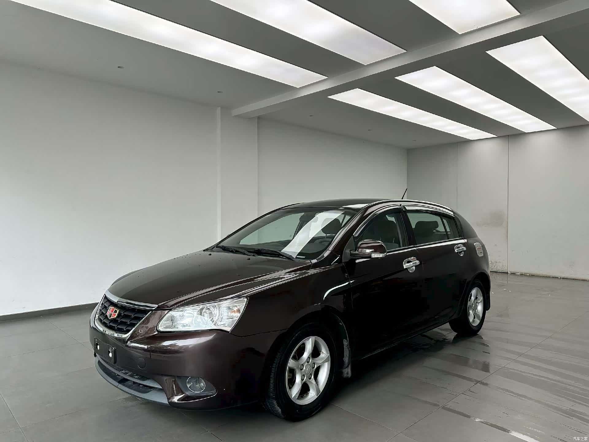 Geely Emgrand, 2012 1